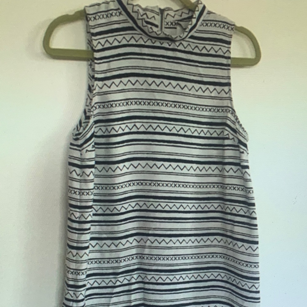 BCBGeneration Geometric Patterned Midi Dress